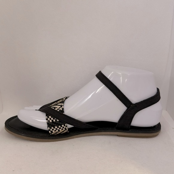Toms Lexie Vegan Leather with Woven Fabric Sandal Size 6  - EUC - Picture 4 of 12